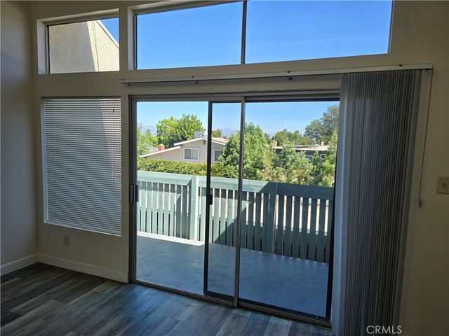 5700 Etiwanda, Tarzana, CA 91356