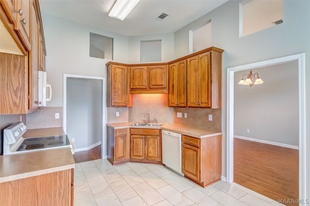 7613 Preservation Park Drive, Montgomery, AL 36117