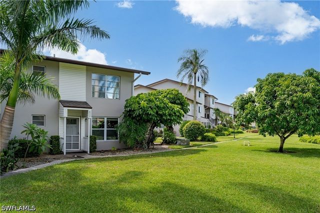 180 Cypress WAY E B212, Naples, FL 34110