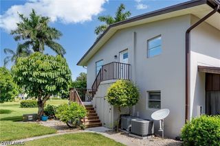 180 Cypress WAY E B212, Naples, FL 34110