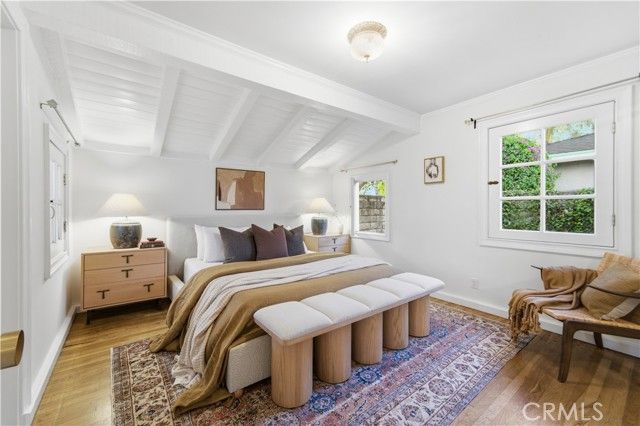 5232 Woodman Avenue, Sherman Oaks, CA 91401