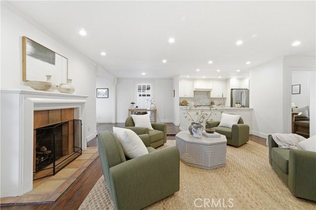 5232 Woodman Avenue, Sherman Oaks, CA 91401