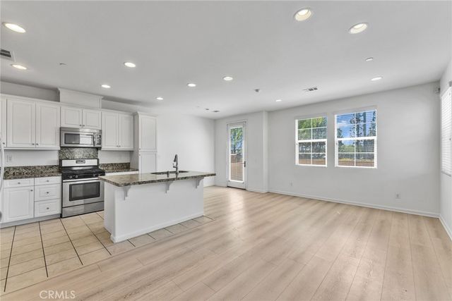 2904 E Via Fiano, Ontario, CA 91764