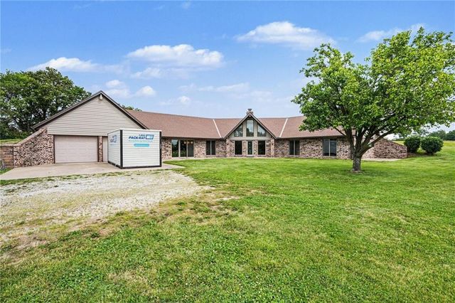 2946 SW 204th Street, Trimble, MO 64492