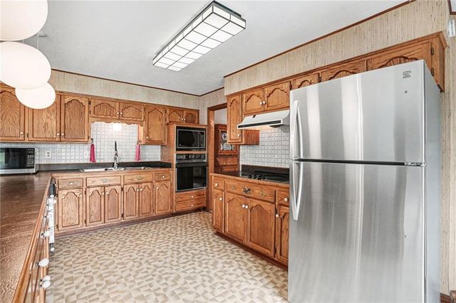 2946 SW 204th Street, Trimble, MO 64492