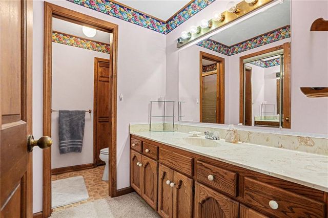 2946 SW 204th Street, Trimble, MO 64492
