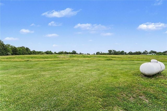 2946 SW 204th Street, Trimble, MO 64492