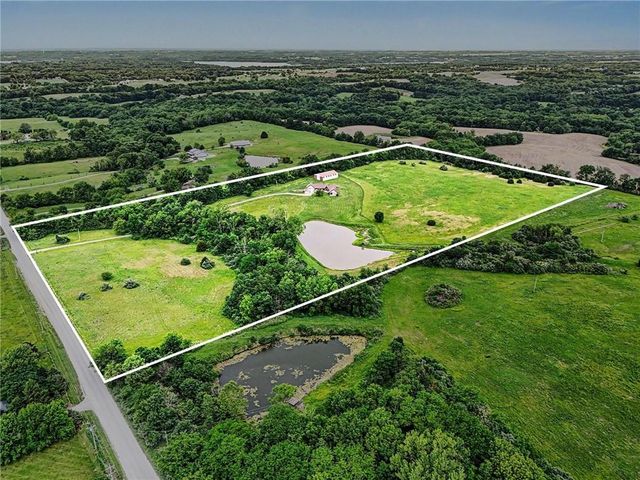 2946 SW 204th Street, Trimble, MO 64492