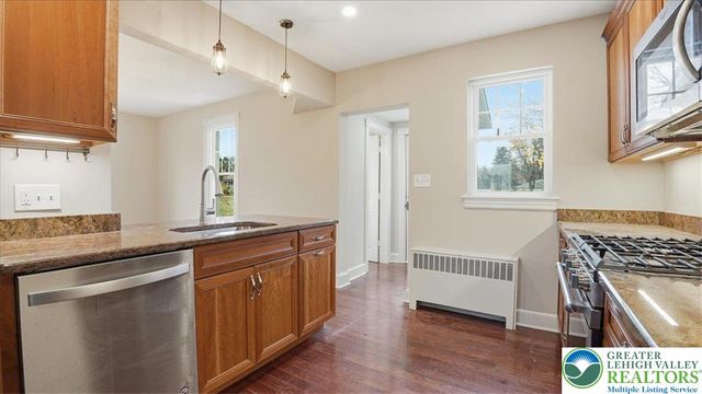 4441 Newburg Road, Lower Nazareth Twp, PA 18064