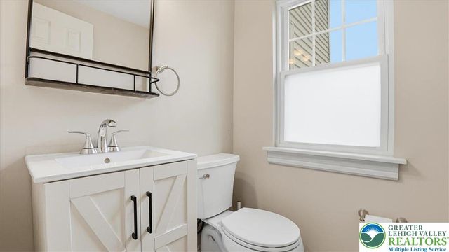 4441 Newburg Road, Lower Nazareth Twp, PA 18064