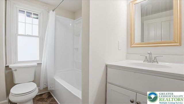 4441 Newburg Road, Lower Nazareth Twp, PA 18064