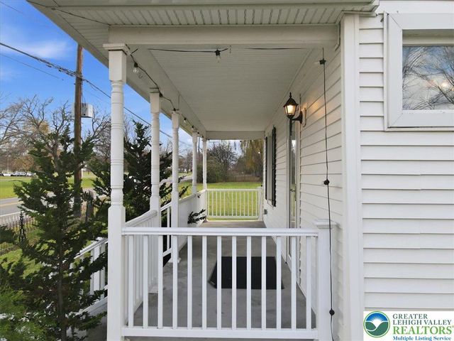 4441 Newburg Road, Lower Nazareth Twp, PA 18064