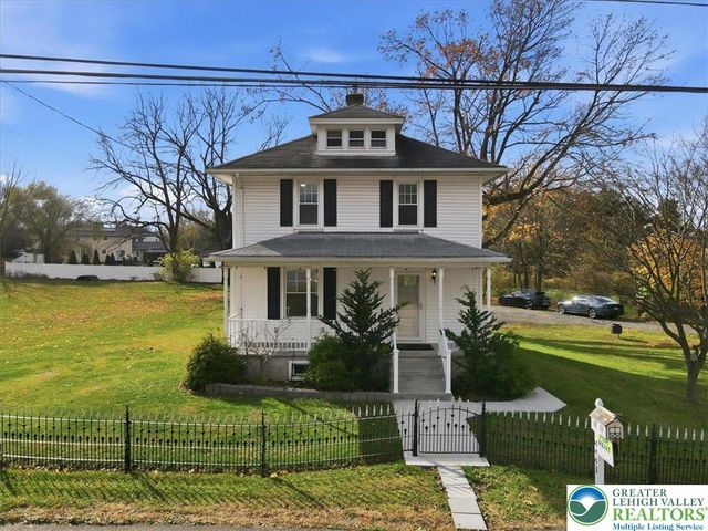 4441 Newburg Road, Lower Nazareth Twp, PA 18064