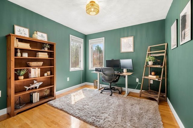 6 Foster Street, Boxford, MA 01921