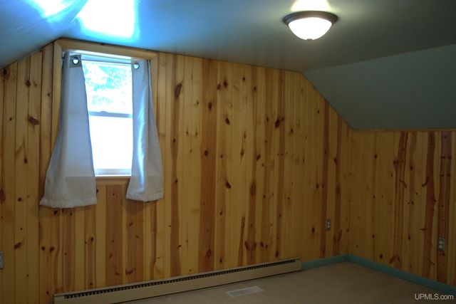 24411 Upper Point Mills Road, Hancock, MI 49930