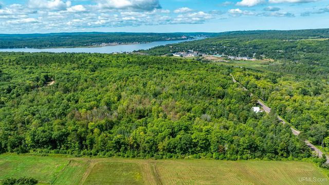 24411 Upper Point Mills Road, Hancock, MI 49930