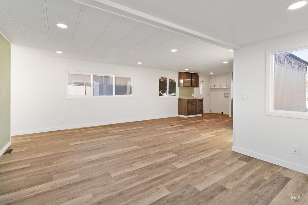 618 Empress St, Boise, ID 83713 photo 8