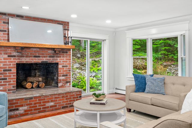 184 Old Bolton Road, Stow, MA 01775