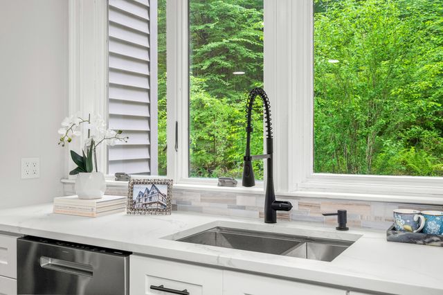 184 Old Bolton Road, Stow, MA 01775