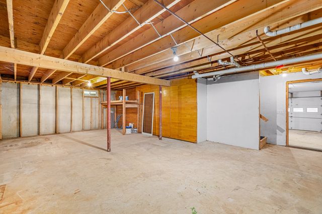 184 Old Bolton Road, Stow, MA 01775