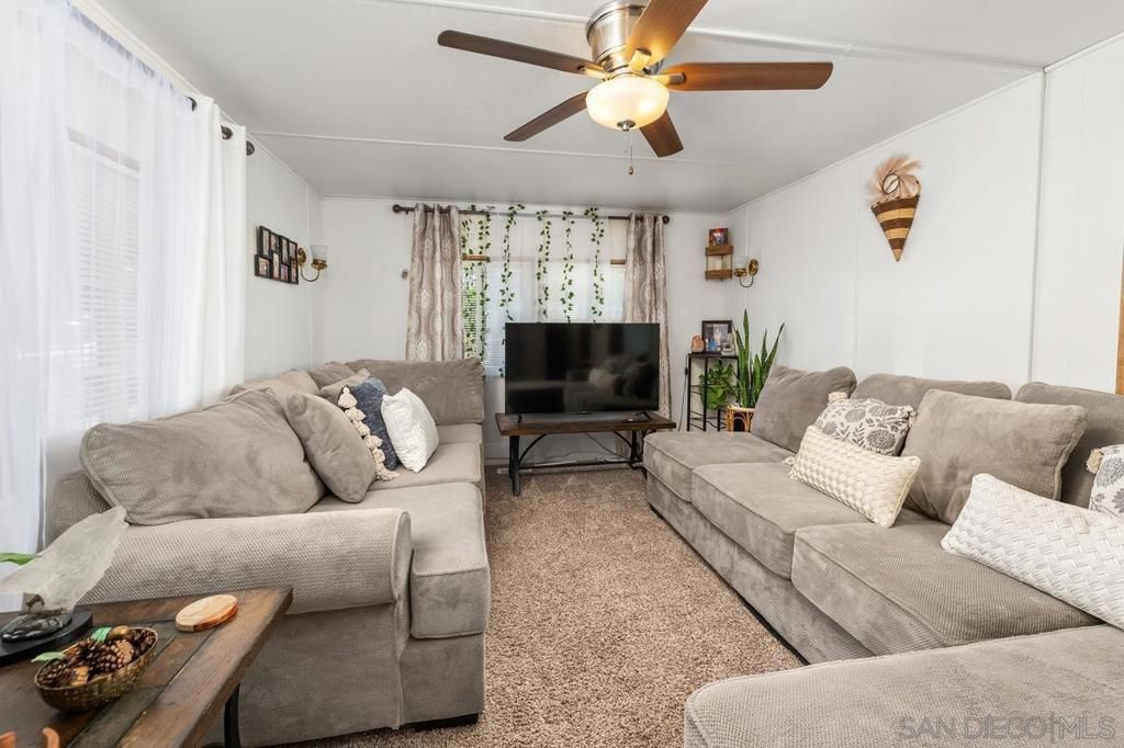 Image 10 of property listing at 1285 E Washington 51, El Cajon, CA 92019