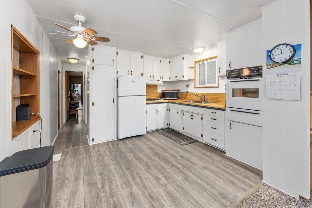 Image 12 of property listing at 1285 E Washington 51, El Cajon, CA 92019