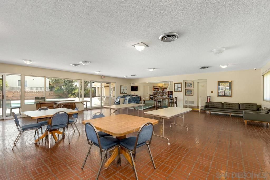 Image 24 of property listing at 1285 E Washington 51, El Cajon, CA 92019