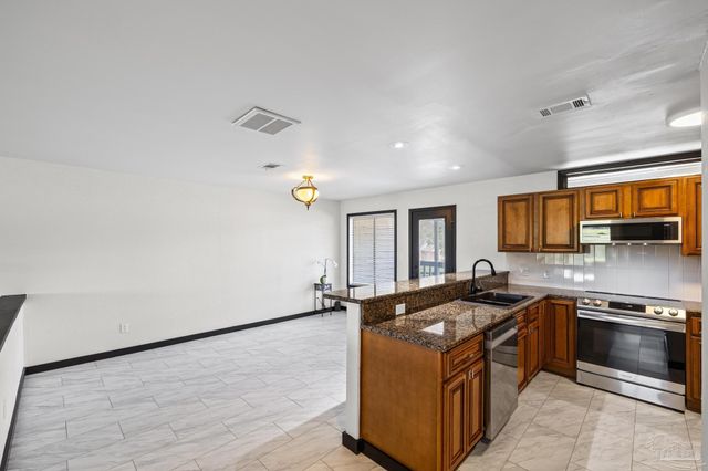13418 Valerie Dr, Pensacola, FL 32507