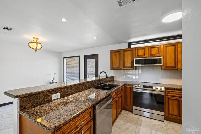 13418 Valerie Dr, Pensacola, FL 32507