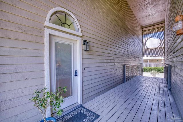 13418 Valerie Dr, Pensacola, FL 32507