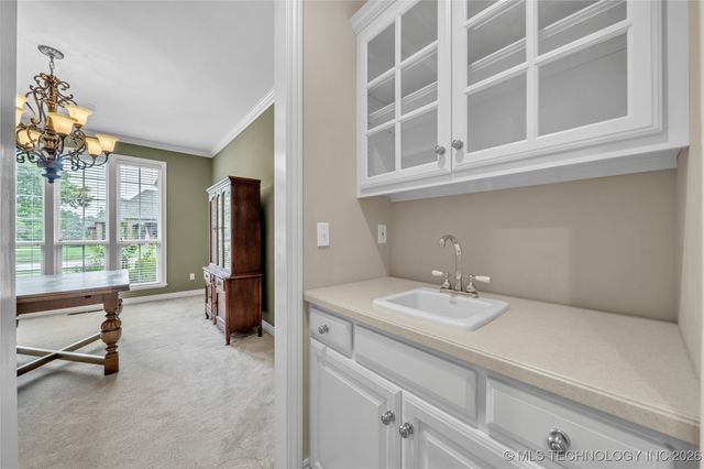 7813 E Commercial Street, Broken Arrow, OK 74014