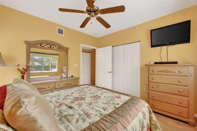 4401 Crystal Lake Dr 101, Deerfield Beach, FL 33064