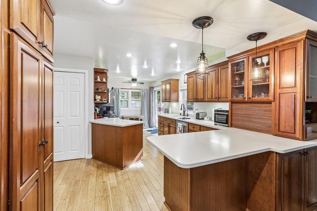 1 W Madison Avenue, Milton, WI 53563