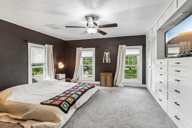 1 W Madison Avenue, Milton, WI 53563