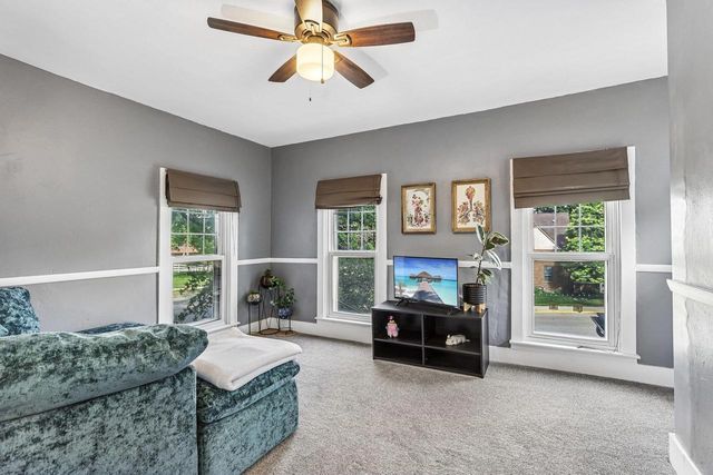 1 W Madison Avenue, Milton, WI 53563
