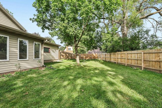 1 W Madison Avenue, Milton, WI 53563
