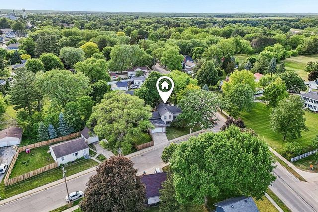 1 W Madison Avenue, Milton, WI 53563
