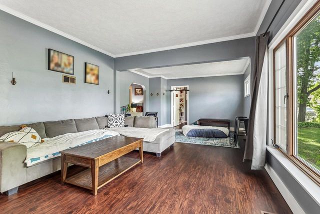 1 W Madison Avenue, Milton, WI 53563