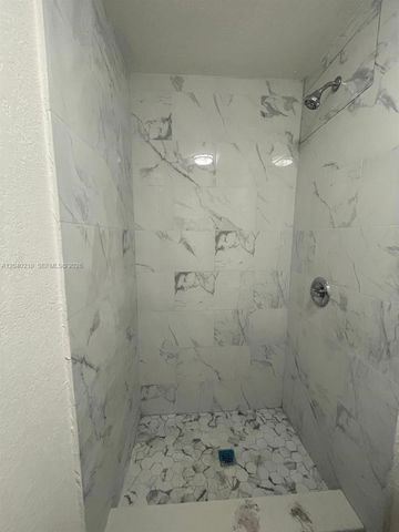 6801 SW 22nd Street 02, Miami, FL 33155