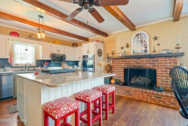 607 Cape Fear Boulevard, Carolina Beach, NC 28428