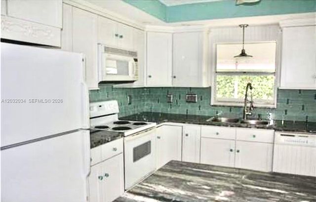 600 SE 19th Dr, Homestead, FL 33033