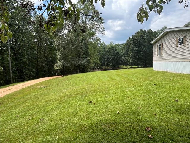 174 New Madison Road, Westminster, SC 29693