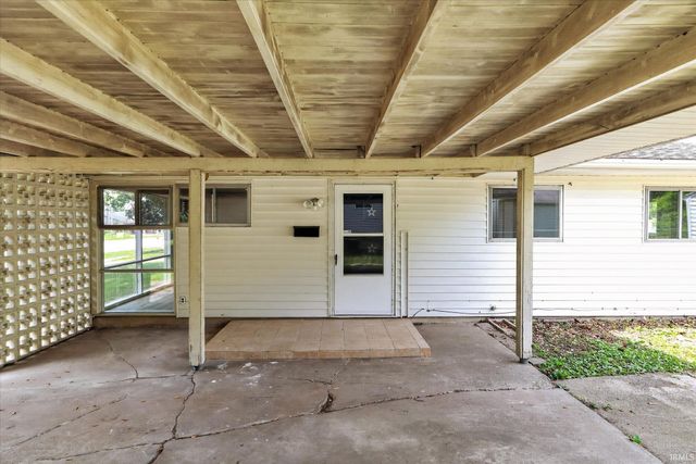 1403 E Ireland Road, South Bend, IN 46614