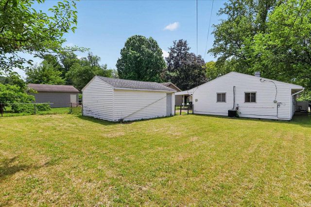 1403 E Ireland Road, South Bend, IN 46614