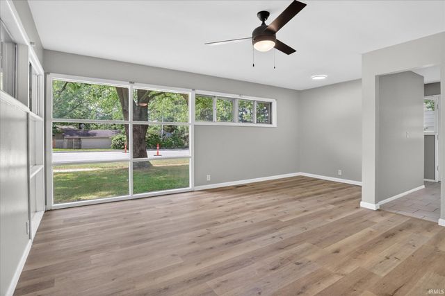 1403 E Ireland Road, South Bend, IN 46614