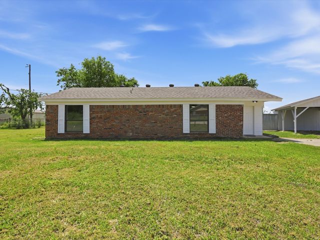 198 Green Acres Road, Weatherford, TX 76088