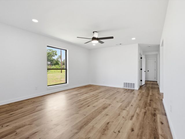198 Green Acres Road, Weatherford, TX 76088
