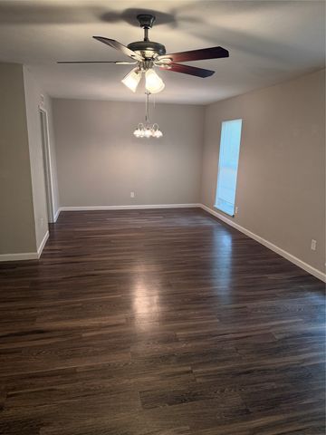 1914 Chisholm Trail, Grand Prairie, TX 75052