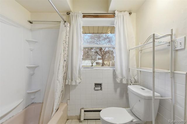 25253 Eureka Drive, Warren, MI 48091