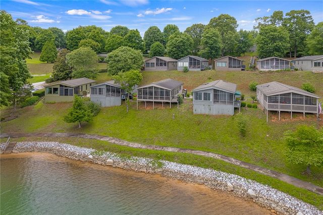 1230 Melton Road 25, West Union, SC 29696